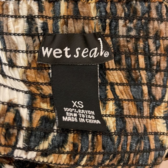 Wet Seal- Leopard Print peplum tube top - Picture 8 of 9